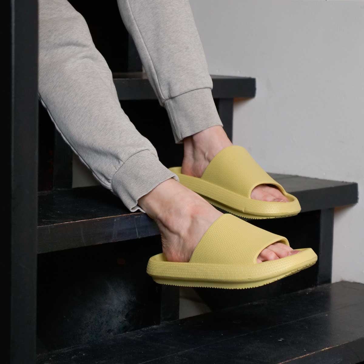 Women's Vegan Comfy'z Slides