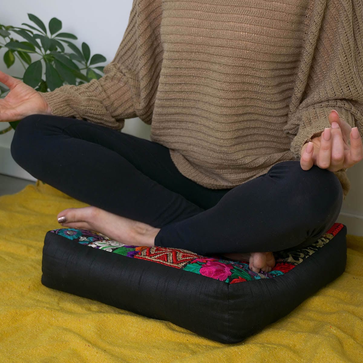 Darjeeling Meditation Cushion